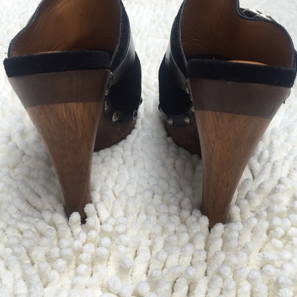 Michael Kors Platform Clogs - Picture 5 of 7